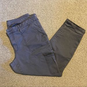 womens gray cargo skinny jeans